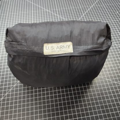 U.S. Army-issue Skeeta Tent 2004