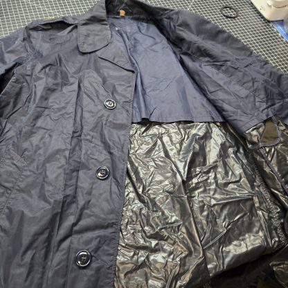 USAF officer’s raincoat, dark blue in color and marked size 38R - Lieutenant Colonel - Image 4