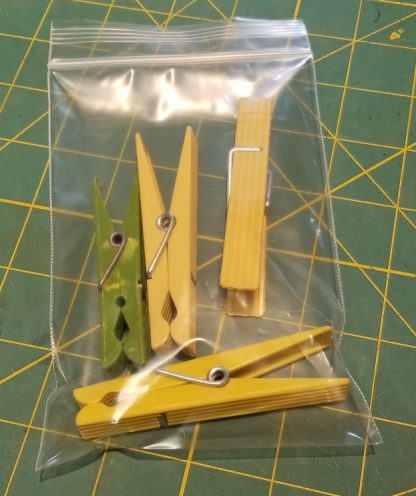 Vintage Clothes Pins, Mixed Colors Plastic 1960-1970s